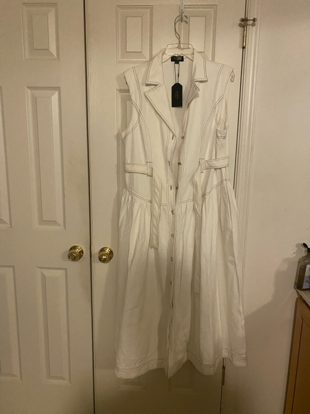 Aleeza Paris Sleeveless White Button-Front Maxi Dress with Collar